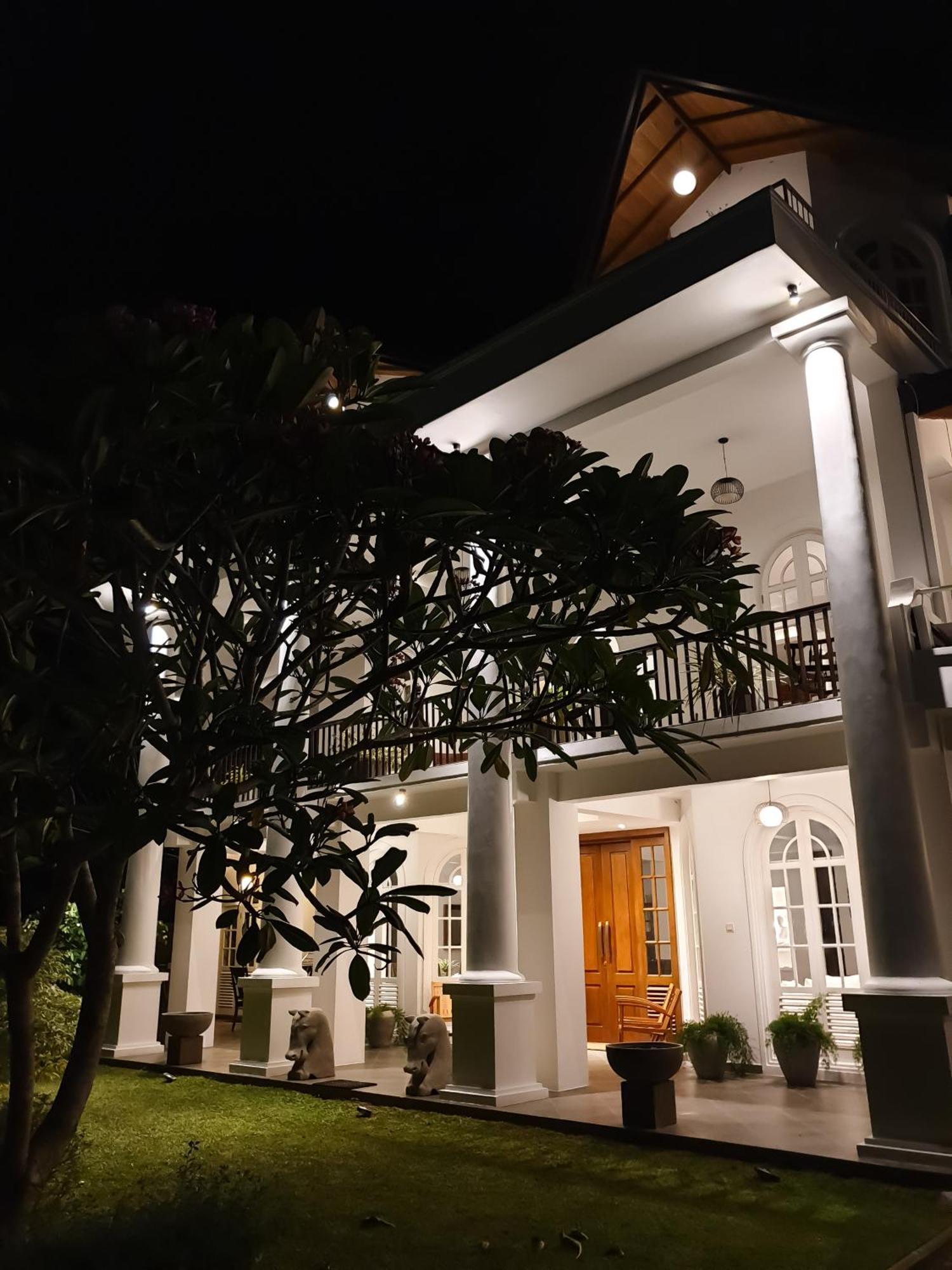 Samindra Villa Kandy Exteriör bild