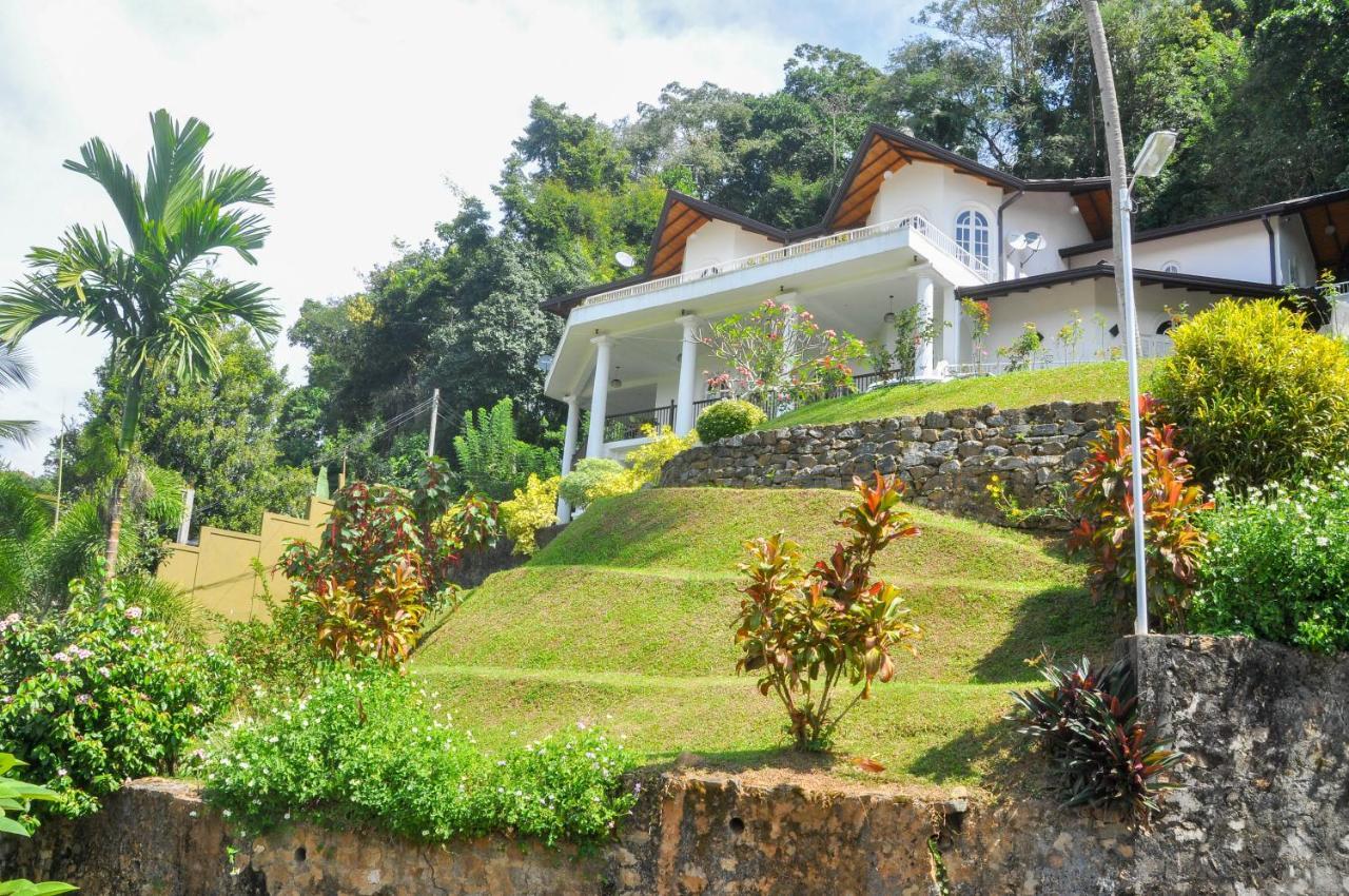 Samindra Villa Kandy Exteriör bild
