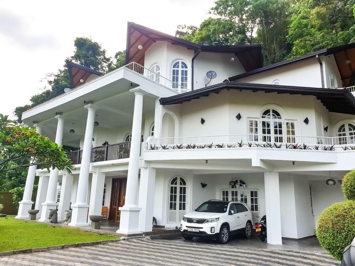 Samindra Villa Kandy Exteriör bild