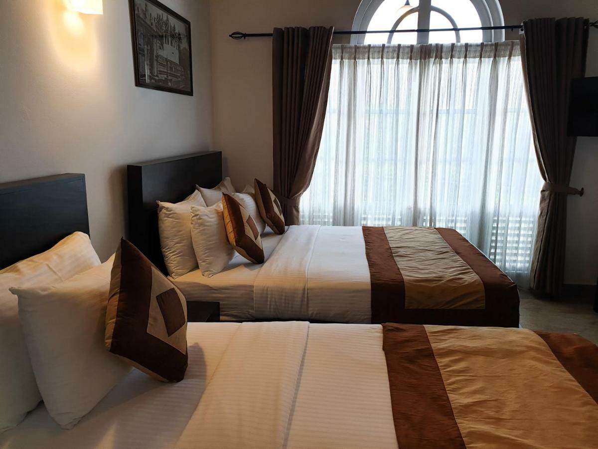 Samindra Villa Kandy Exteriör bild